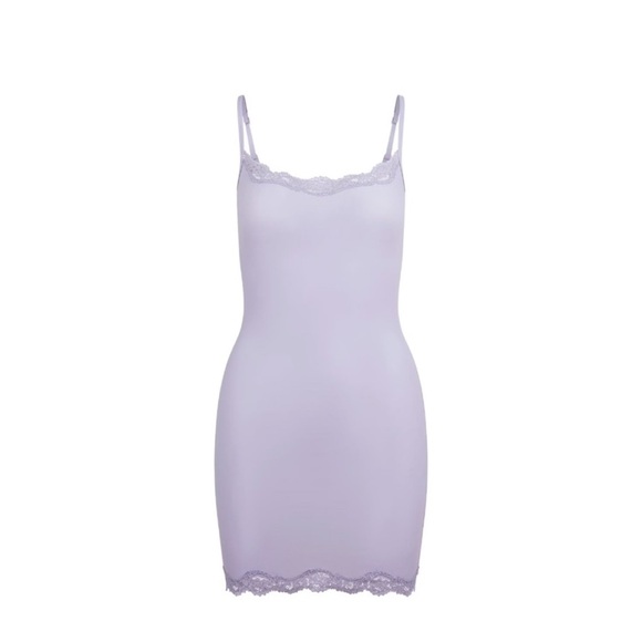 SKIMS Fits Everybody Lace Slip Dress - Picture 3 of 6
